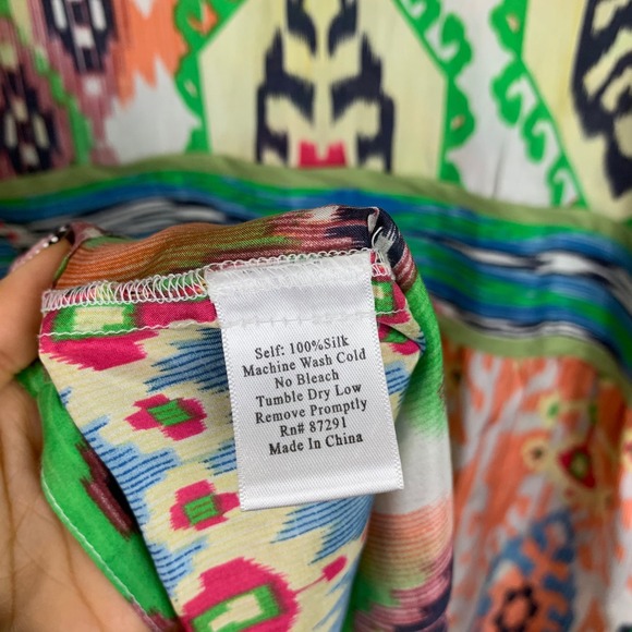 Johnny Was XL Silk Boho Bohemian Embroidered V Neck‎ Tunic Top Blouse - Picture 8 of 9